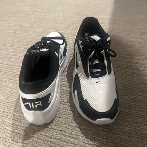 Nike Airmax Bolt Black and White Sneakers